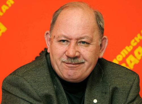 Фрагменты тел бывшего мэра Самары Тархова и его жены ищут на мусорном полигоне Фрагменты тел бывшего мэра Самары Тархова и его жены ищут на мусорном полигоне