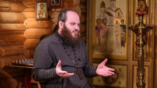 Не послушалась мужа &mdash; в тюрьму! Взгляд священнослужителя на аборты вызвал бурную реакцию в обществе