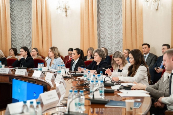 Партнерство государства и бизнеса: ключ к экономическому росту и социальной устойчивости