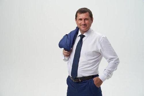 Чиновник из Перми ушёл на СВО, чтобы не сидеть в тюрьме за взятку: но его снова задержали за взятку военным, чтобы откупиться от службы