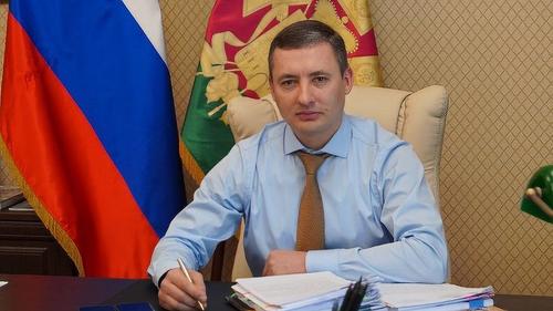 У чиновника, содравшего с пенсионерки 80-ти тысячный штраф хотят изъять имущество на четверть миллиарда