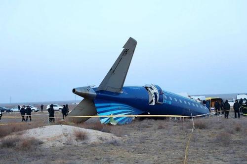 Россия и Азербайджан договорились о компенсациях жертвам крушения Embraer 190 над Актау